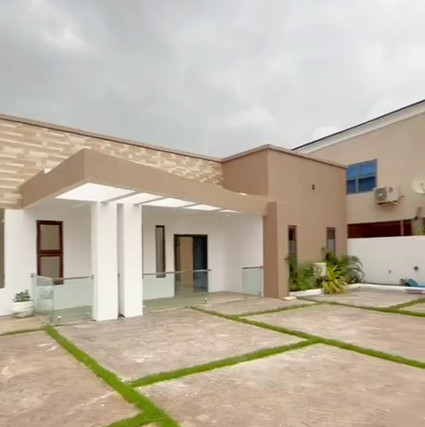 Executive 4bedroom House